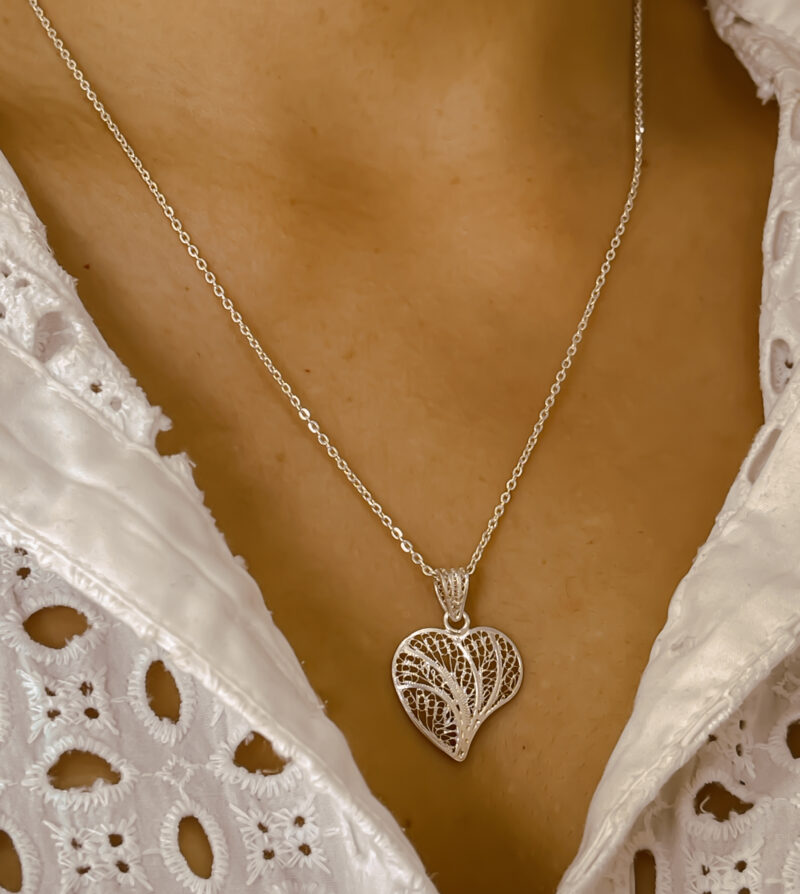 Corazón mordido - Image 2