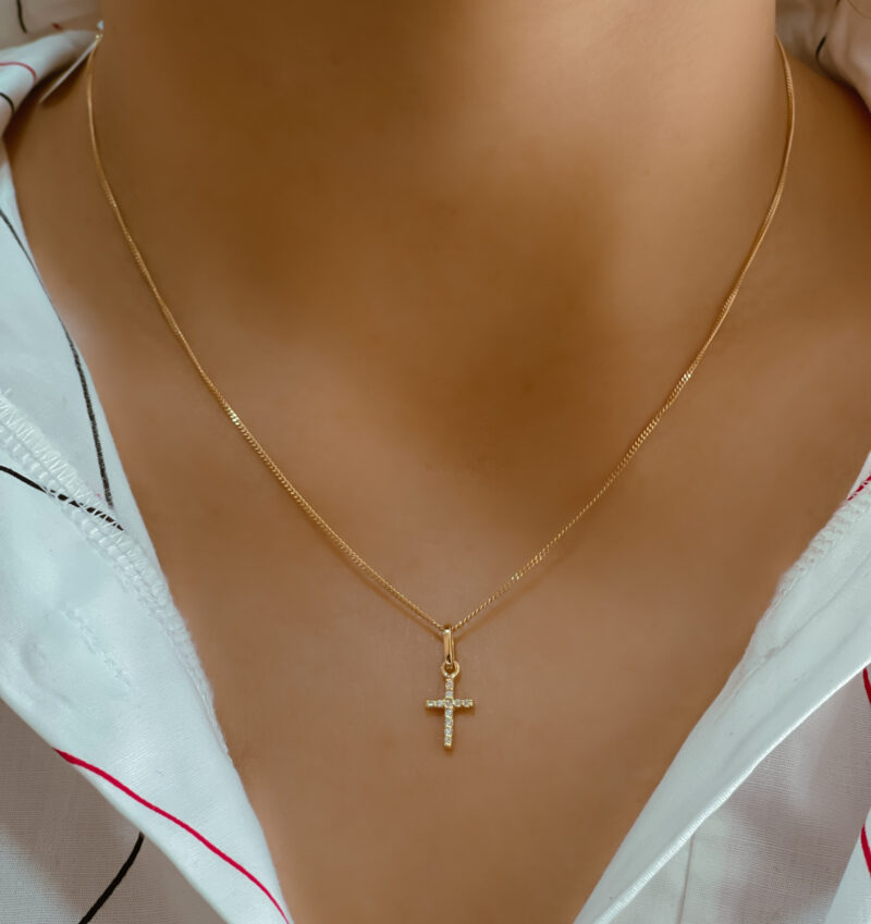 Collar de cruz